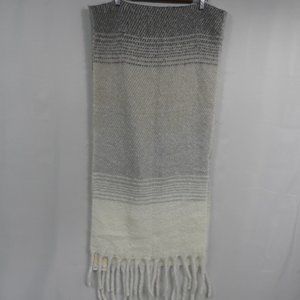 C658 Lauren Conrad White and Gray Cozy Scarf Wrap